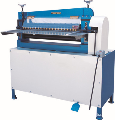 【皮革分條機(jī),切條機(jī),廣范用于真皮分條,皮革分條精度高,速度快】價(jià)格,廠家,圖片,其他毛皮、制革機(jī)械,東莞市厚街鋒勇皮具機(jī)械加工廠-