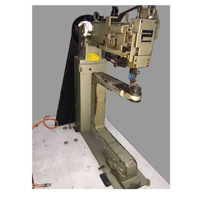 意大利PEMA360度旋轉(zhuǎn)柱車圖片_高清圖_細(xì)節(jié)圖-東莞市永惠皮革機(jī)械 -