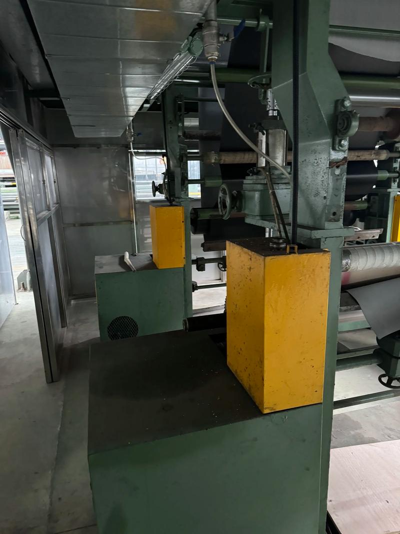 14米臥式軌道吸紋機一套 36米臥式軌道發(fā)泡爐一套 18米世